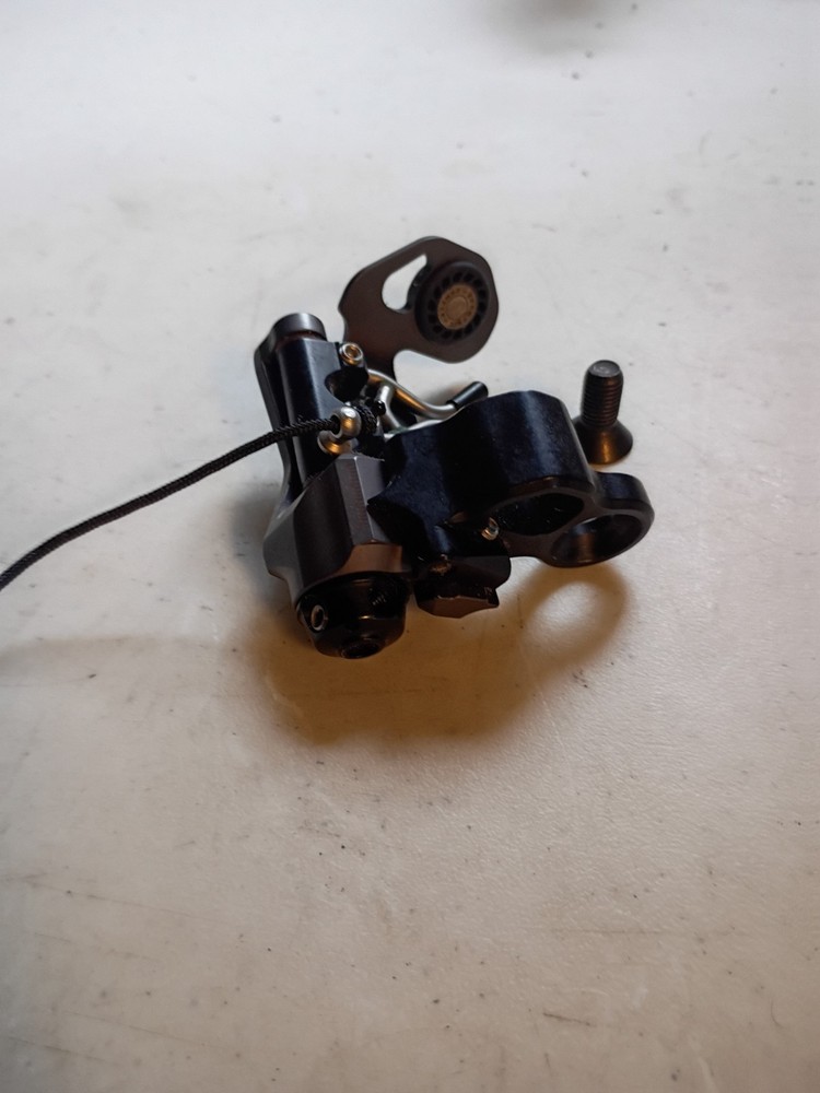 Mathews Downforce Rest Right Hand