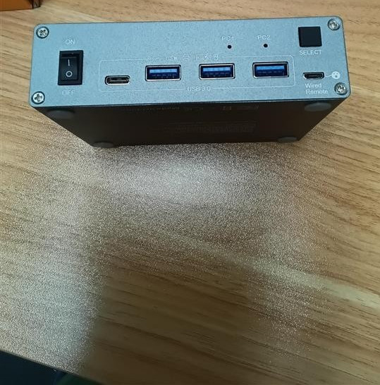 kCeve Dual switch wired remote and usb c cable