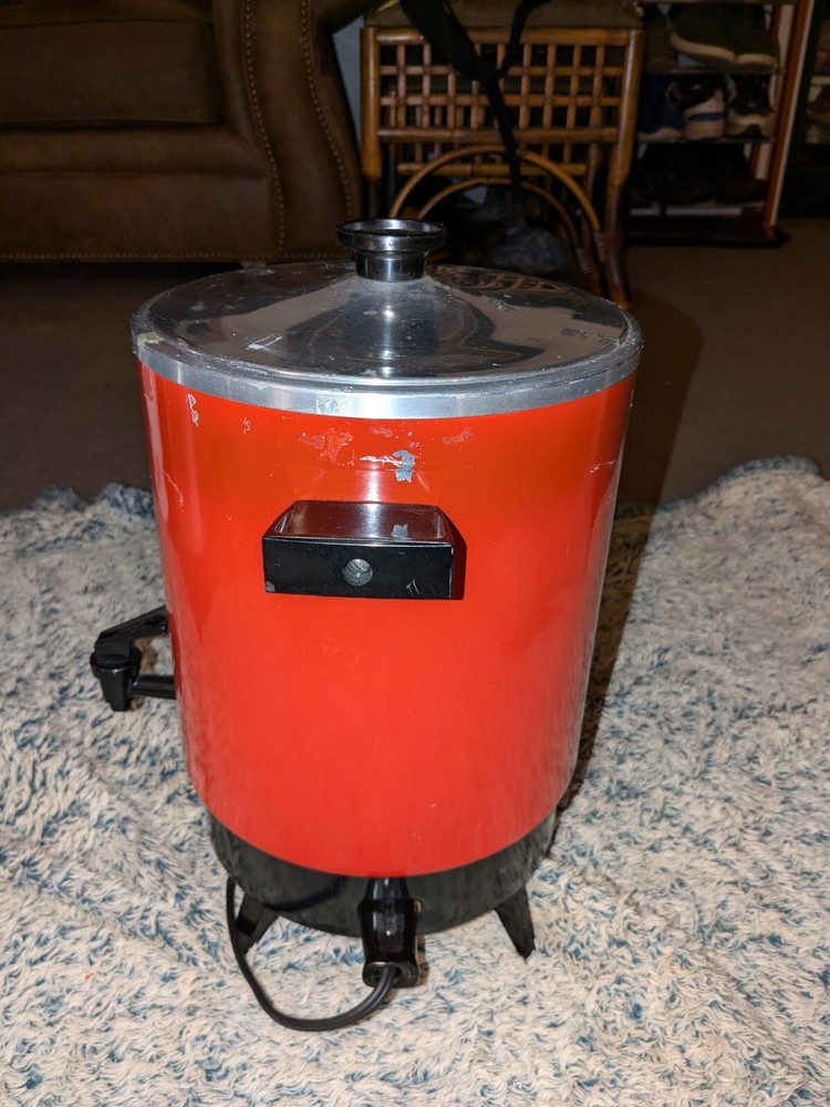 EMPIRE Red Electric 32-Cup Coffee Maker Percolator Good Working Condition