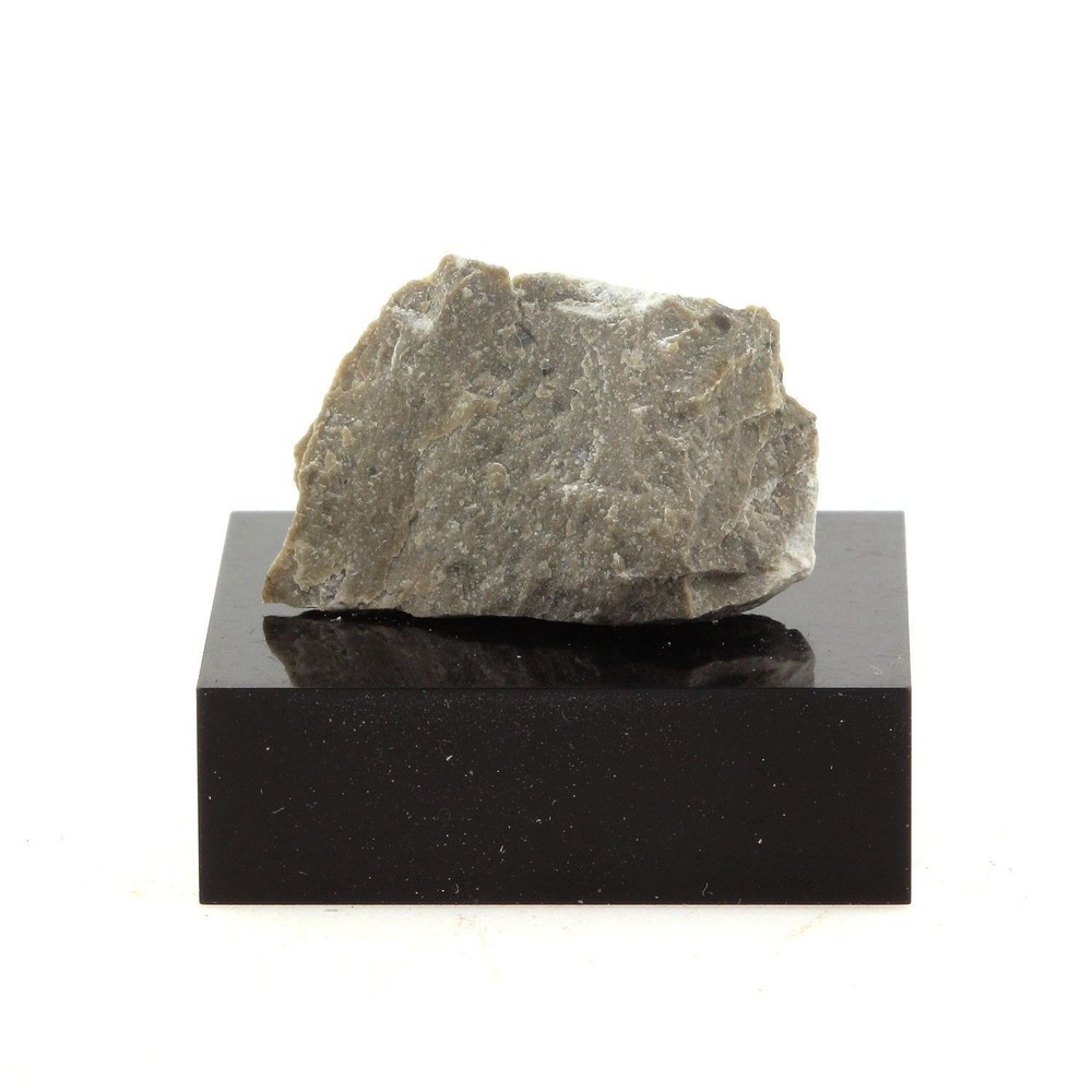 Hälleflinta. 16.9 Ct. Marmora, Ontario, Canada.
