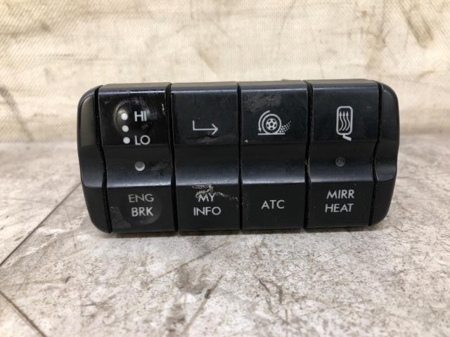 2008-2021 Freightliner CASCADIA SWITCH Dash Panel - Used
