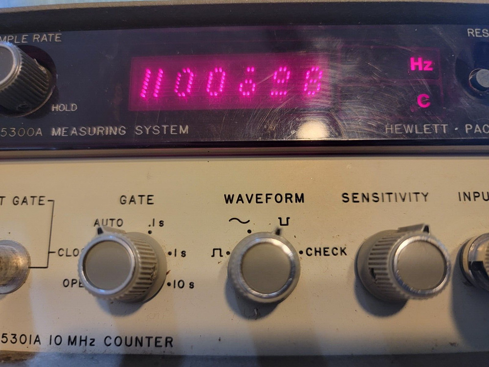 HEWLETT PACKARD HP 5300A MEASURING SYSTEM 5301A 10MHz Counter