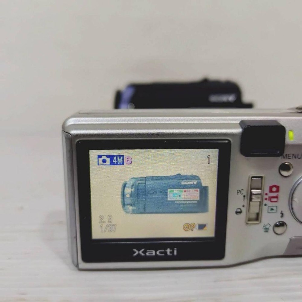 Operation OK SANYO Xacti DSC-J4 ③