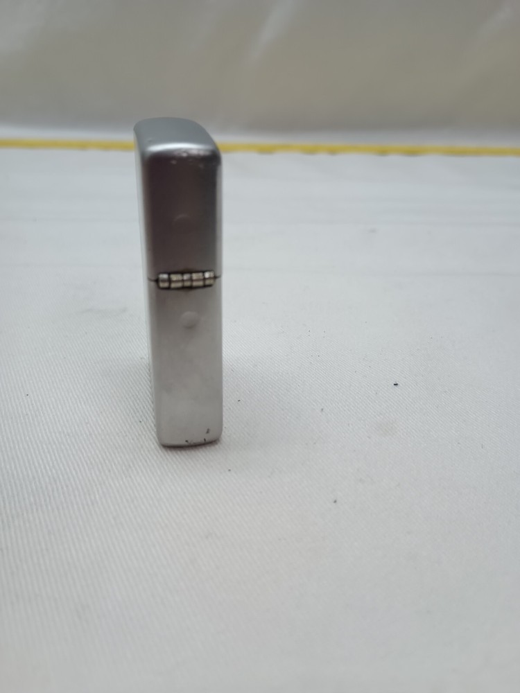 Zippo Lighter -Spins But No Spark