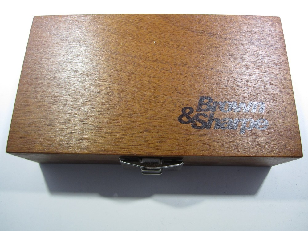 " BROWNE & SHARPE. " UNIVERSAL MAGNETIC INDICATOR HOLDER. #5997755.