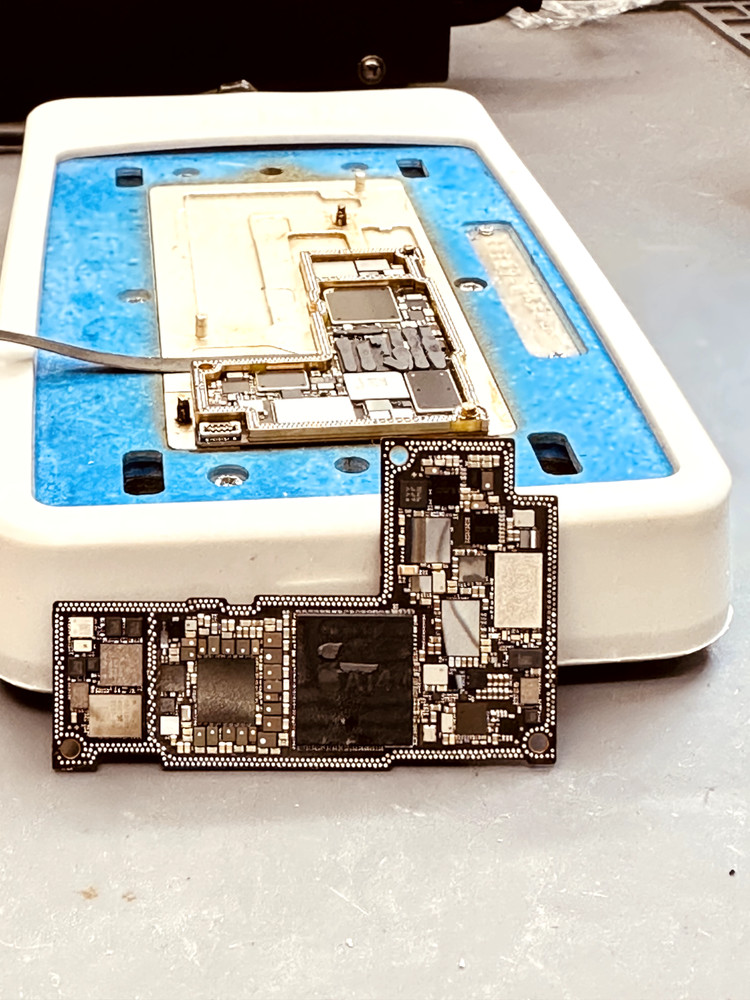 iPhone Logic Board Diagnostic & Repair Service - All Models - Fast
