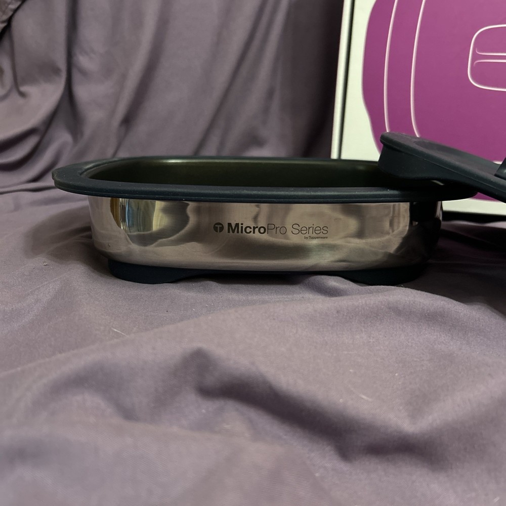 Tupperware MicroPro Grill W/Original Box Non-Stick Excellent Condition