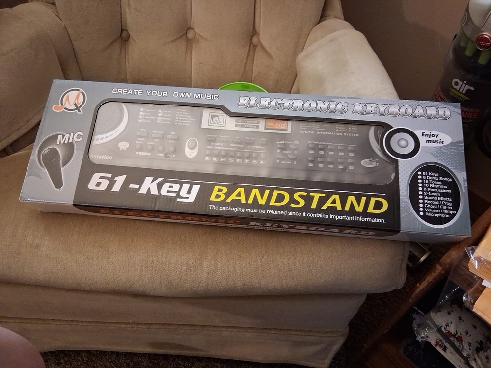 61 Key Electronic Keyboard