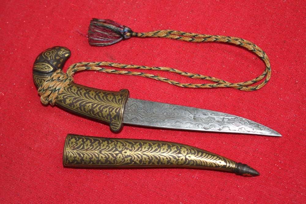 Indian Koftgari dagger, 20th C.