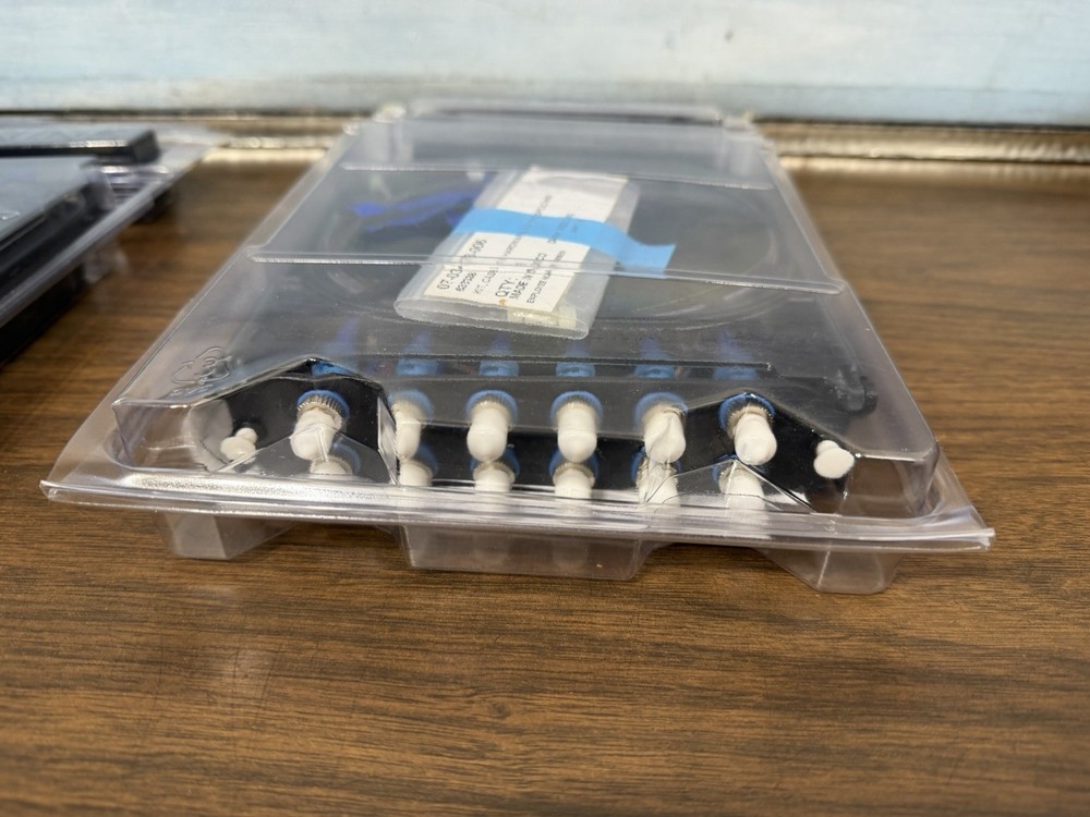 CORNING CCH-CS12-6T-P00RE ( PRICE FOR 2 UNIT )