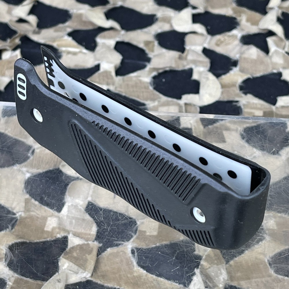 NEW Empire Mini GS Foregrip - Black (72851)