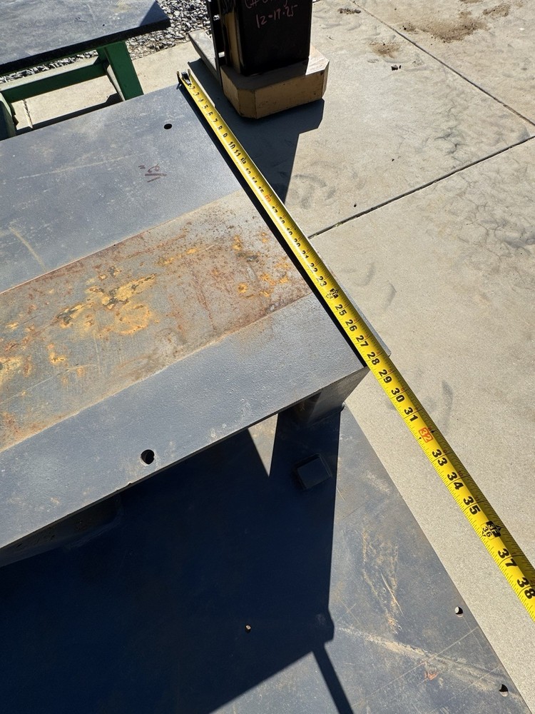 52x42" welding table