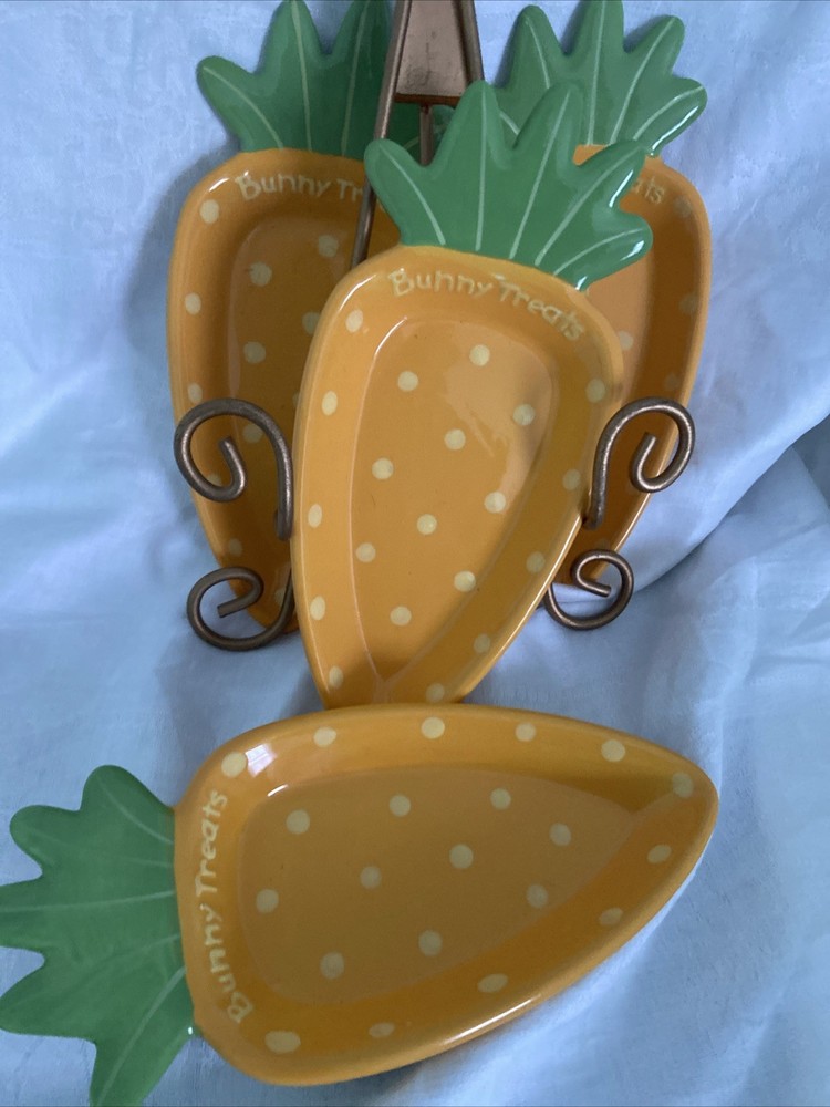 4 Hallmark Carrot Shaped Bunny Treats Plates Easter Spring