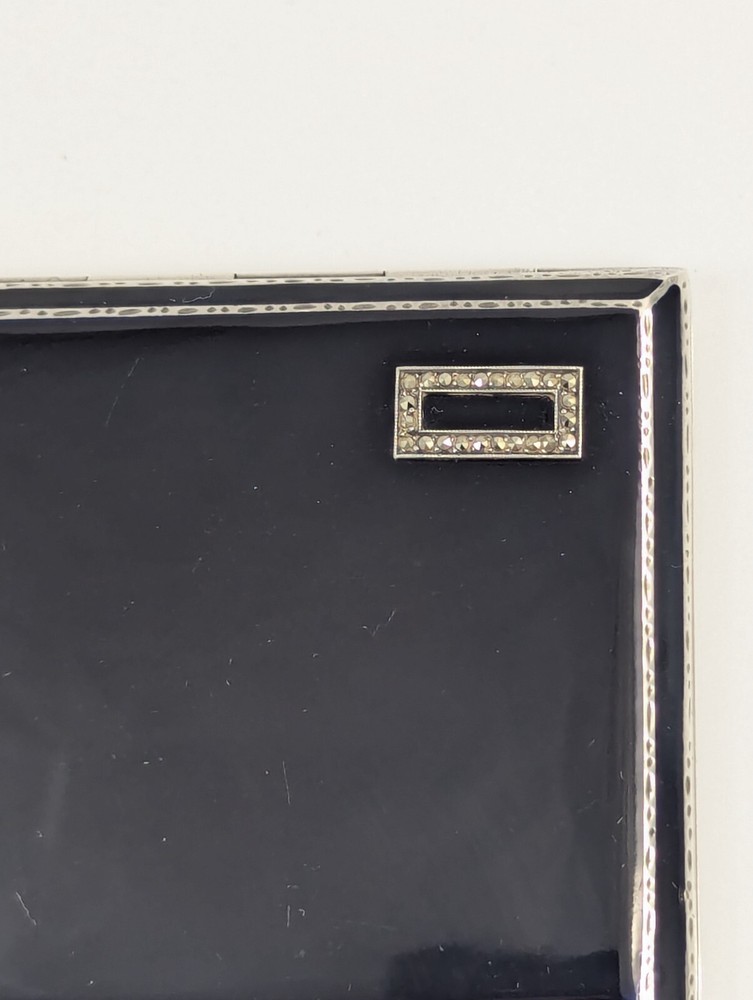 Art Deco sterling silver & black enamel cigarette case Goldsmiths & Silversmiths