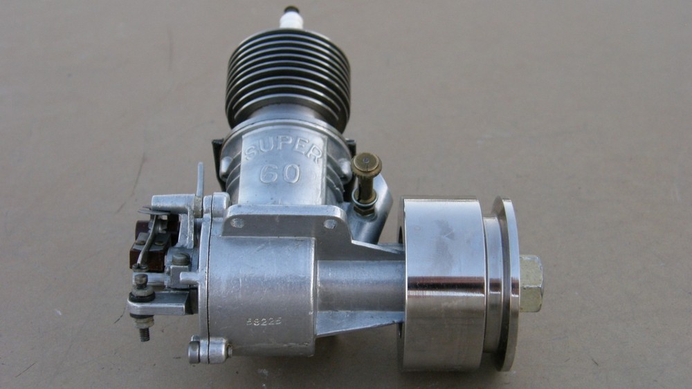 OK 60 TORONADO RACEWAY TETHER CAR / MARINE Spark Ignition Model Engine