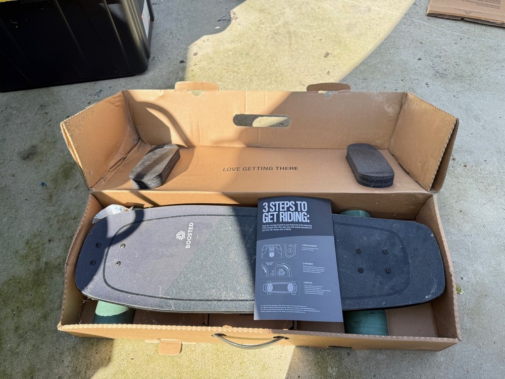 Boosted Mini X Electric Skateboard - Used - Great Condition