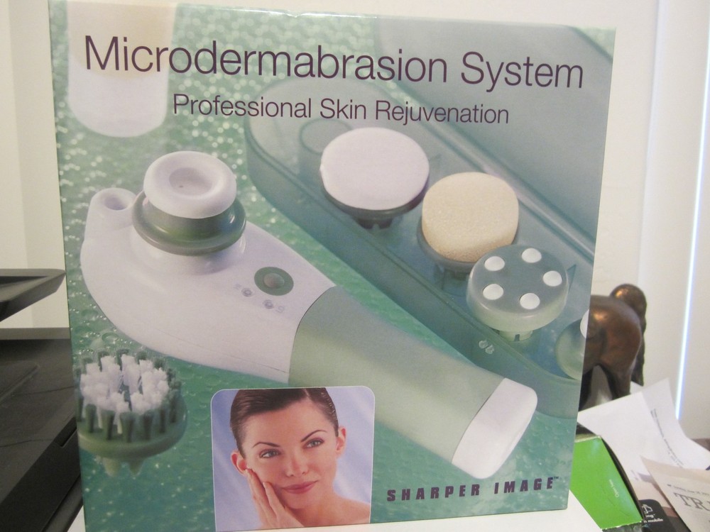 Sharper Image Microdermabrasion System Skin Rejuvenation Pro Cleansing Set
