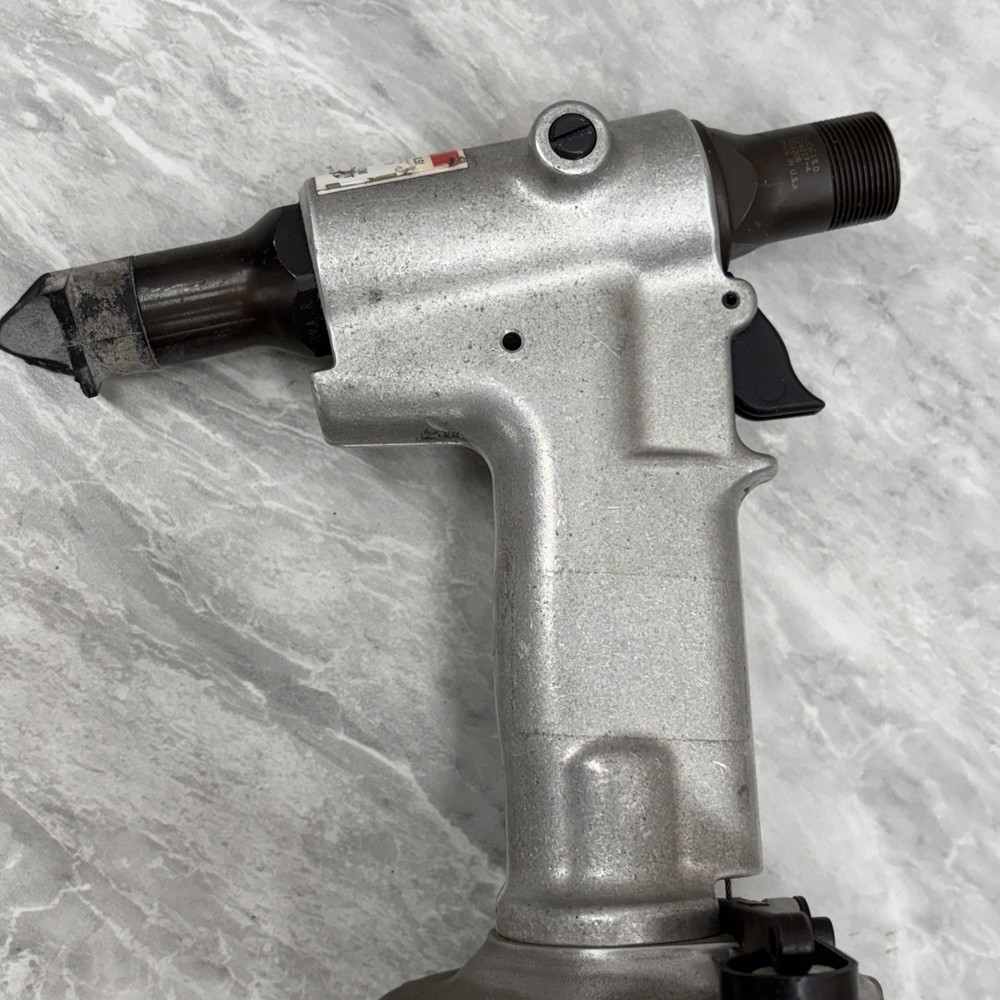 Huck 2022 Automatic Pneumatic Rivet Gun