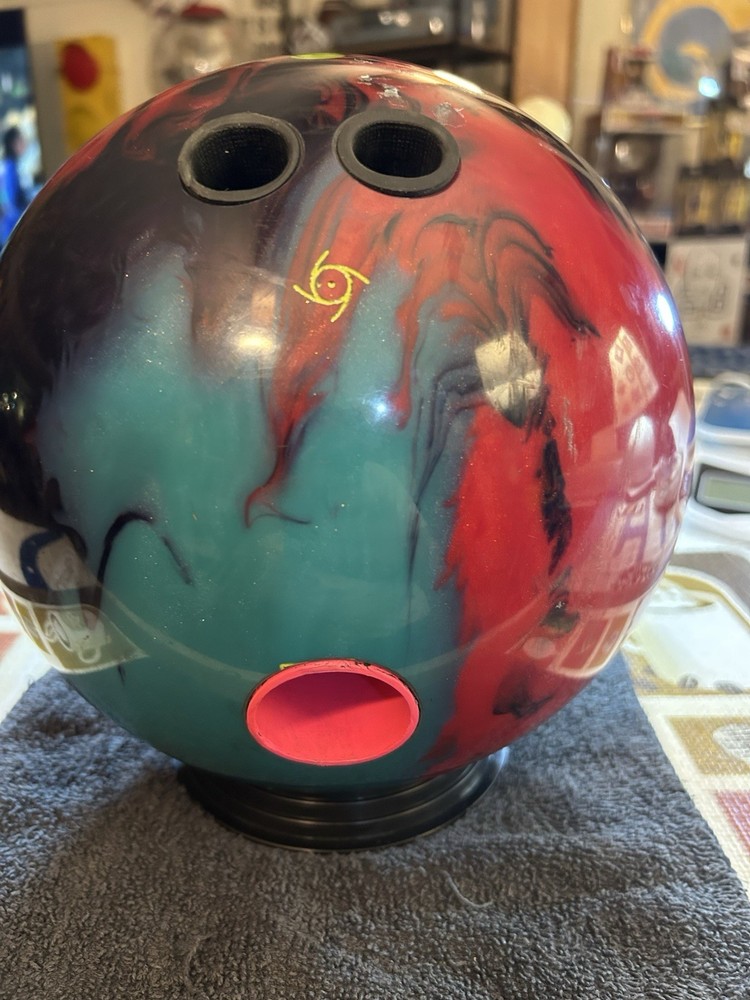 storm identity bowling ball 15
