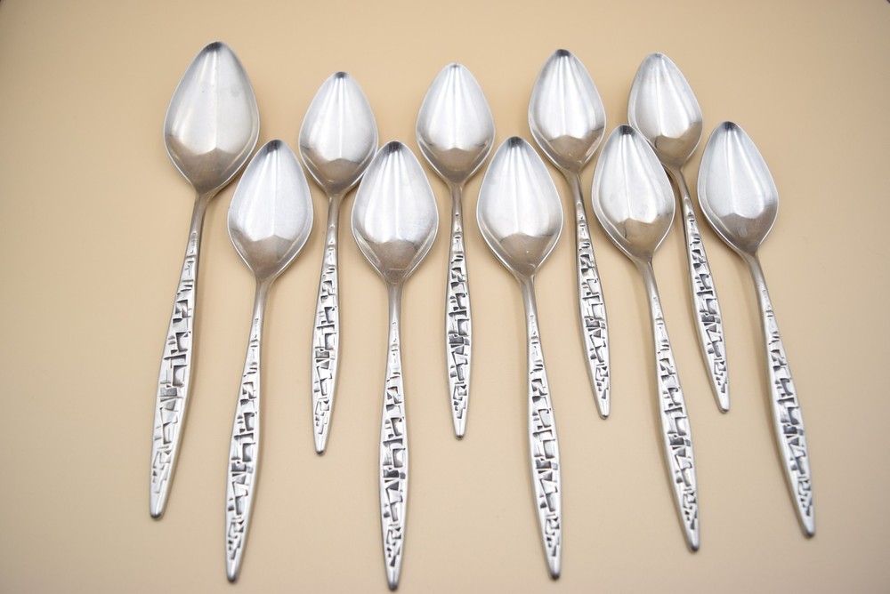 48pc Lyon Cortez Aztec Flatware Set Knives Serving Spoon Dinner Forks Tablespoon