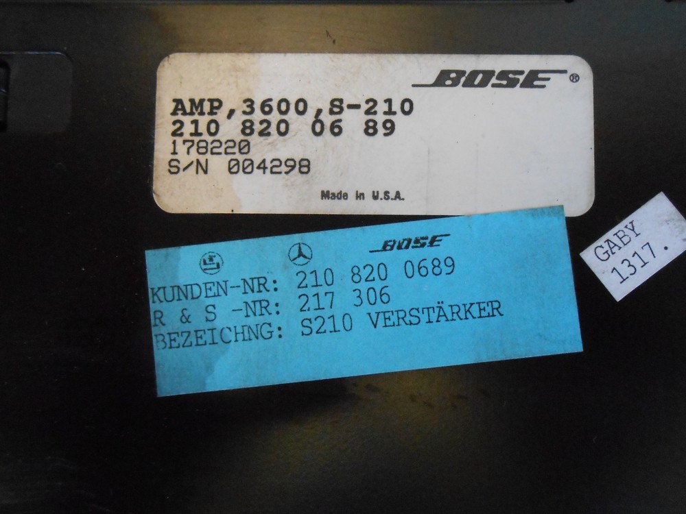 1998 Mercedes Benz E-Class Amplifier P/N:2108200689