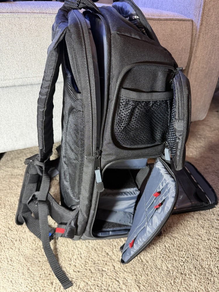 Tamrac Evolution 8 Camera Backpack Laptop Sling - NEW Open Box Black