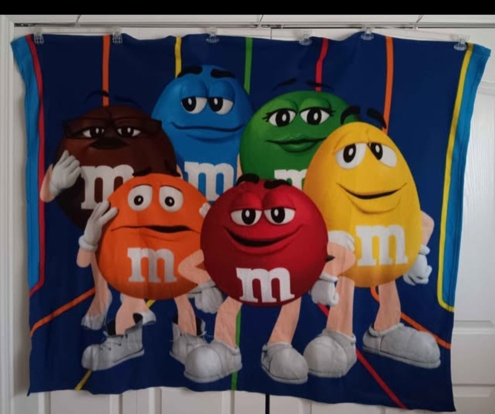 M&M Fleece Blanket 57WX48L