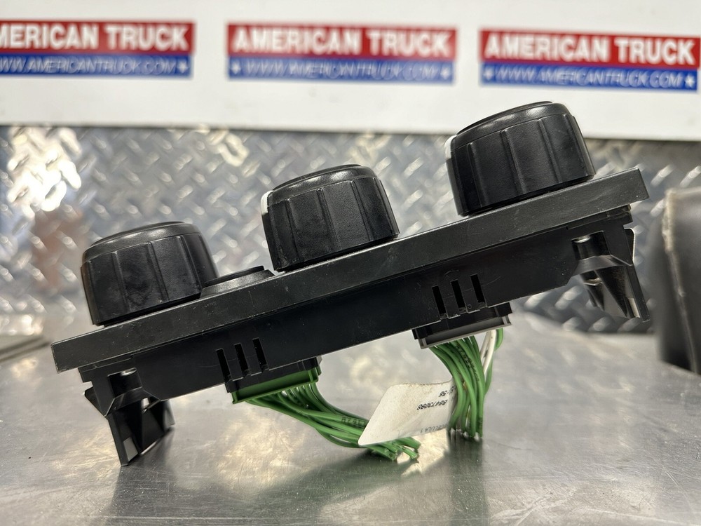 International Cab A/C Climate Control Module P/N 4065331C3