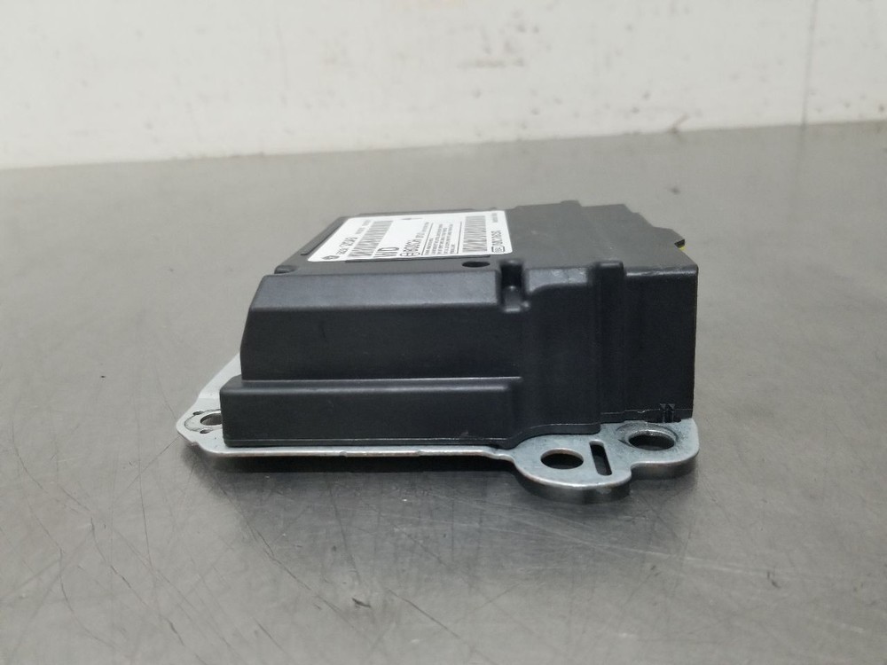 16 2016 DODGE DURANGO SXT SRS CONTROL MODULE 68251023AB