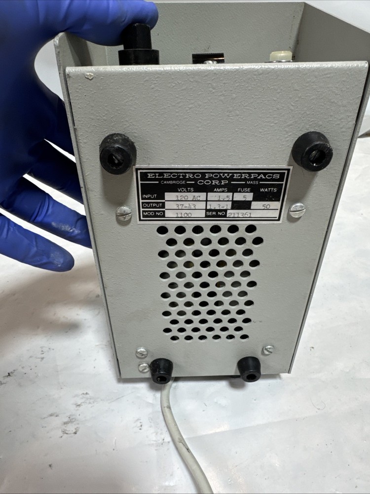 Carl Zeiss 1100 Microscope Illuminator Light Source Power Supply