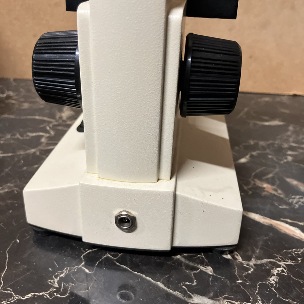 Fisher Science Education Student Microscope 4x 10x 40x No Wire B24
