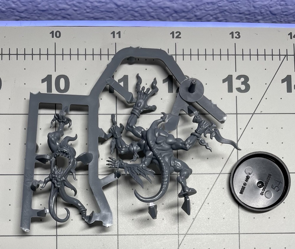 NOS OOP Pink Horror Silver Tower Warhammer Quest Tzeentch Daemon Games Workshop