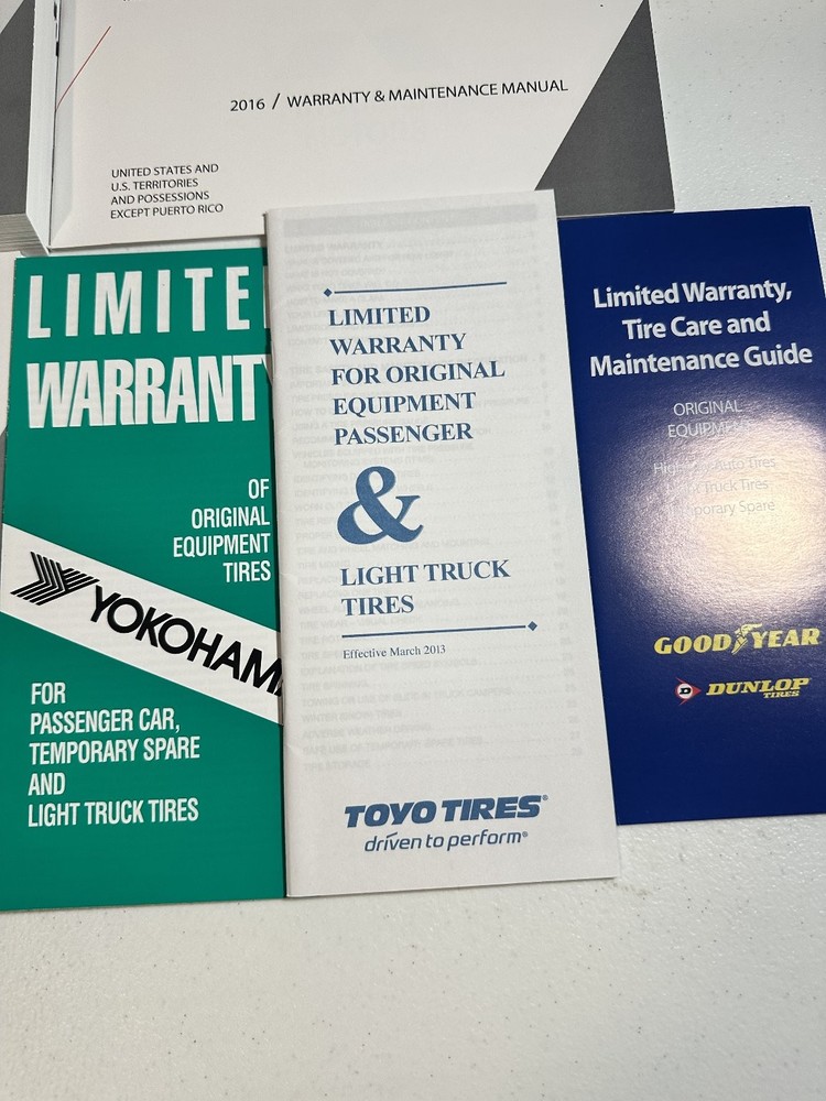 2016 Mitsubishi Outlander Owner's Manual Set