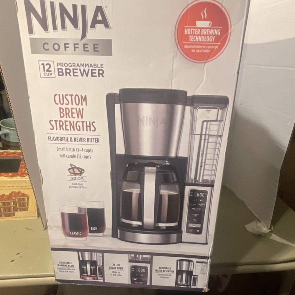 Ninja 12-Cup Programmable Filter Coffee Machine Gold-tone Filter No-drip Carafe
