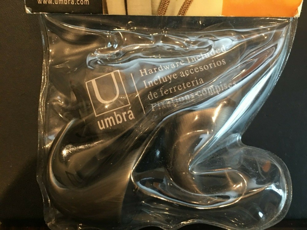UMBRA CUSP TIEBACK HOOKS NICKEL CURTAINS QUANTITY 2 NEW IN PACKAGE