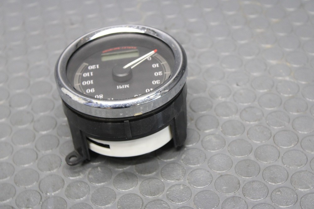 2004-2007 Harley Davidson Electra Glide Speedometer Speedo