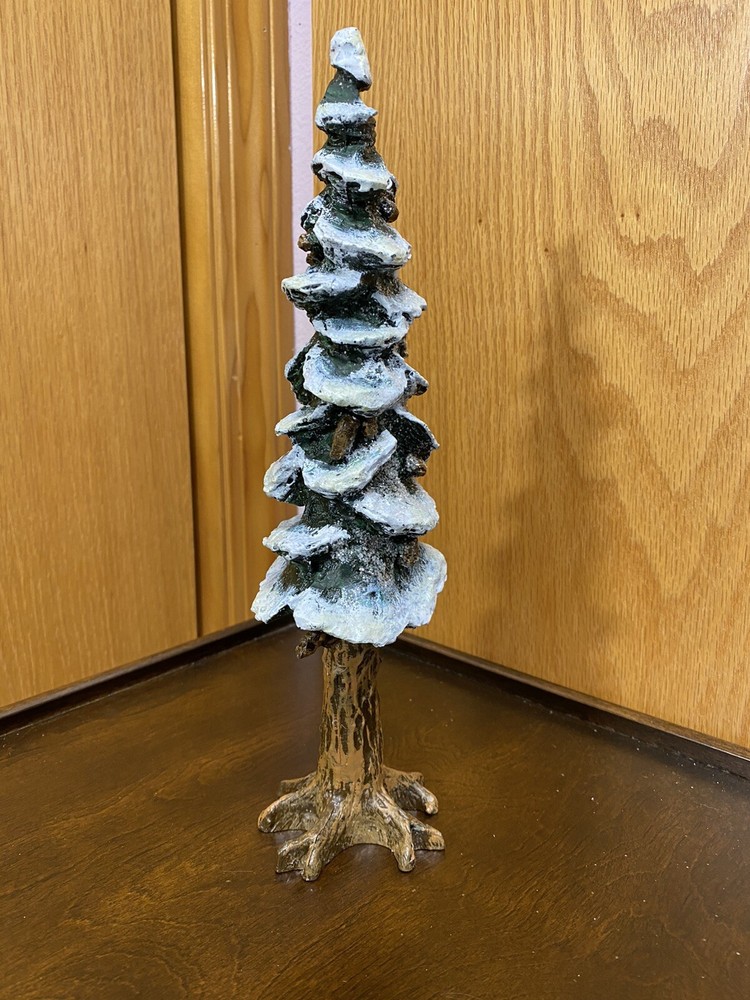 DEPT 56 VILLAGE POLE PINE TREE 10.5" #55298