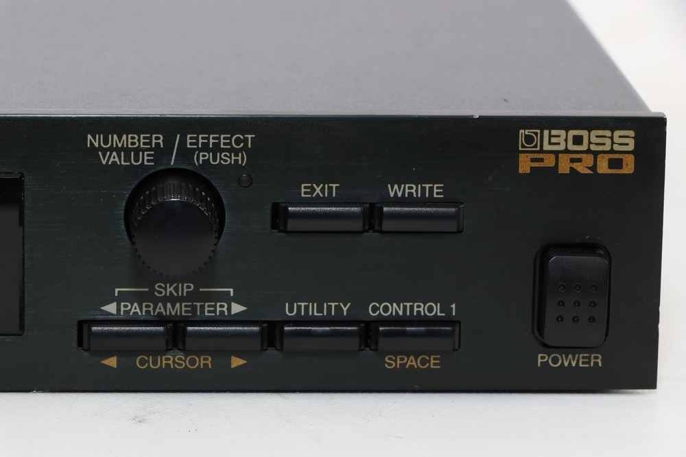 BOSS SE-70 Super Effects Processor Vocoder New Internal Battery From Japan