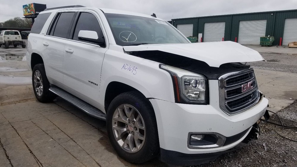 15 GMC YUKON SLE DOOR ASSEMBLY FRONT RIGHT PASSENGER WHITE