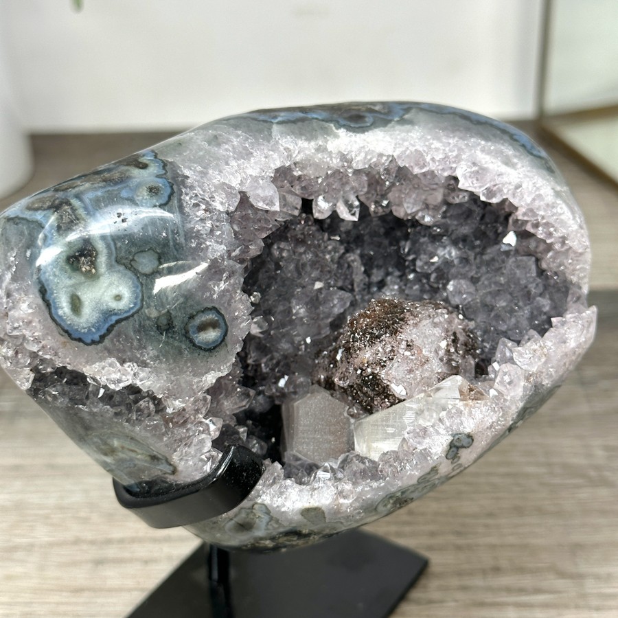 Natural Agate Stone Geode on Stand. MWS2854