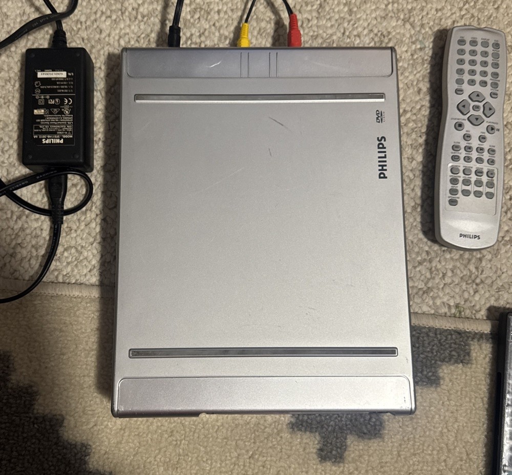 Philips DVD 580 M Player With Remote