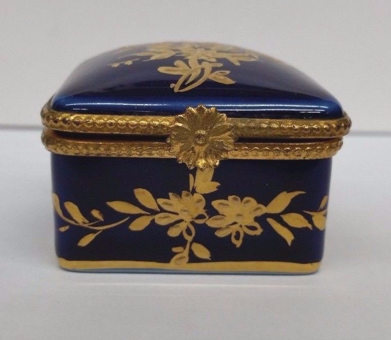 Limoges porcelain trinket box