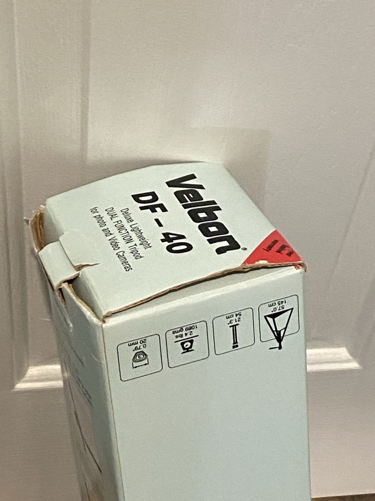 VELBON DF-40 TRIPOD Deluxe Lightweight Dual Function with Quick Release Plate