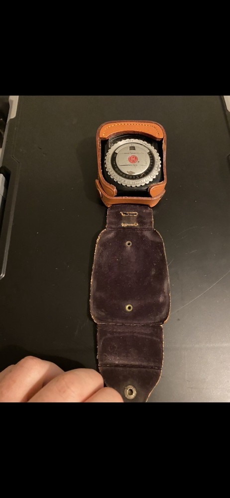 General Electric GE PR-1  Light Exposure Meter With Leather Case