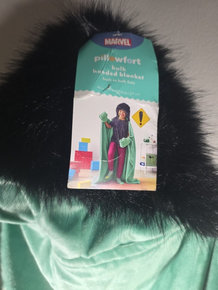 Marvel Hulk Kids' Hooded Blanket NEW