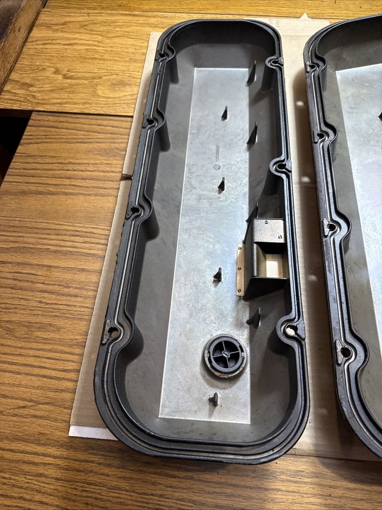 Mercruiser 454 valve covers