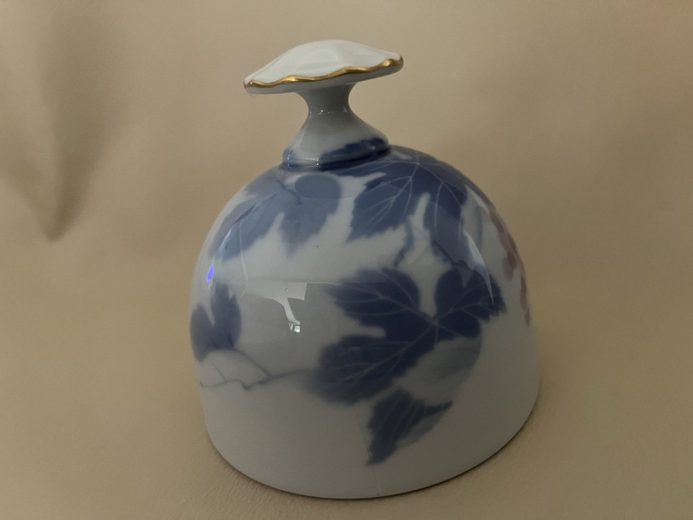 Fukagawa Porcelain Decorative Bell Blue Leaf Pattern White Japan