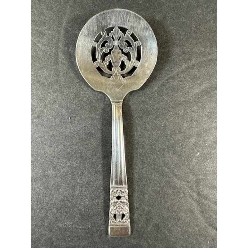 Community Coronation Bon Bon Spoon Solid 4 1/2"