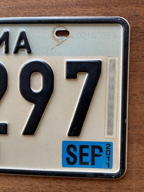Panama 2011 License Plate # 951297