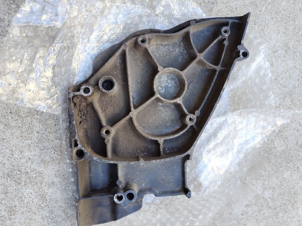 Genuine Yamaha XJ400 front sprocket cover